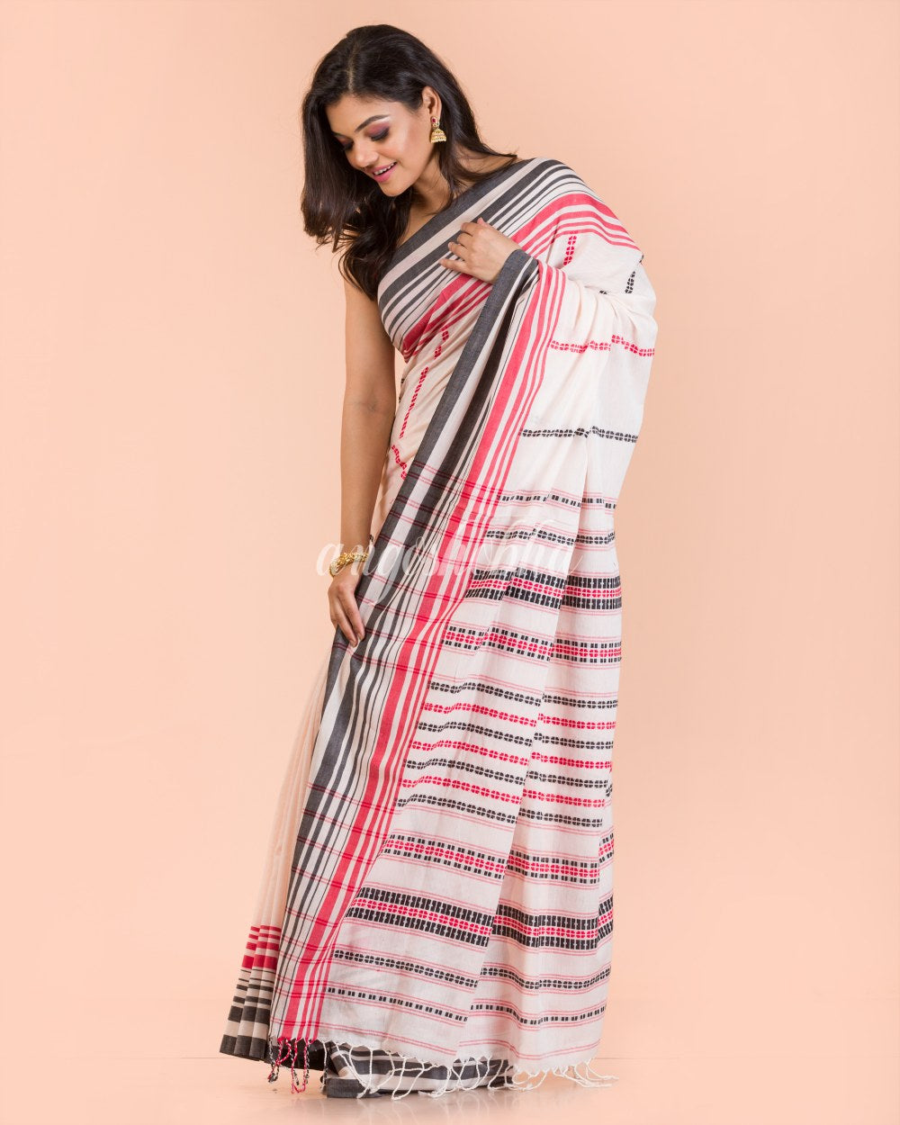 Light Peach Cotton Madhyamoni Saree angoshobha