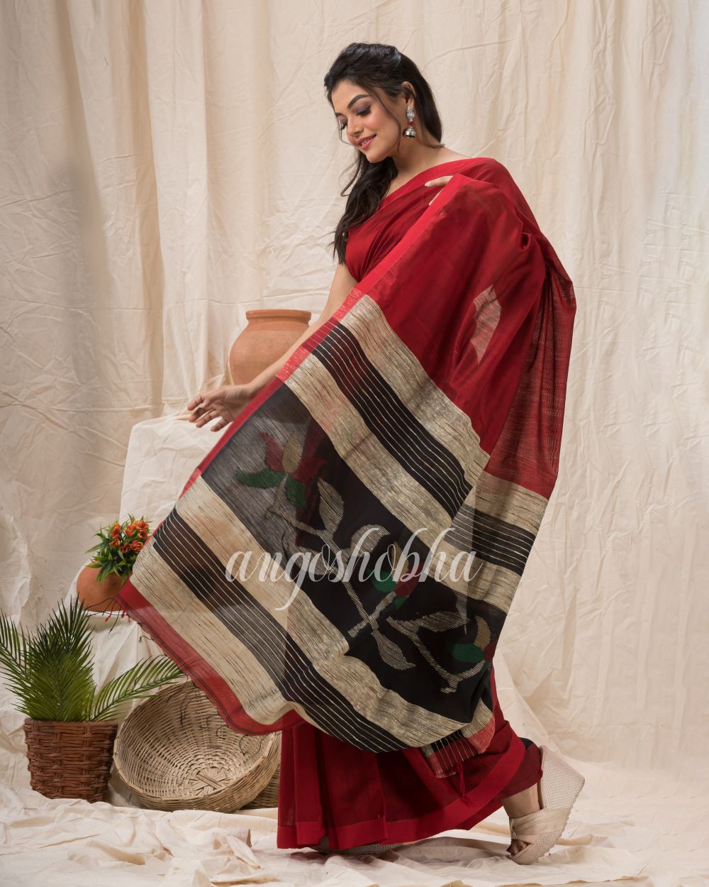 Maroon Cotton Blend Traditional Jamdani Saree angoshobha