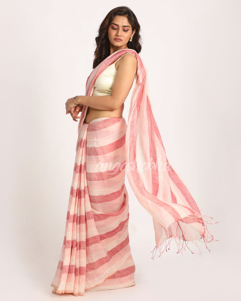 Multicolour Check Traditional Handloom Linen Saree angoshobha