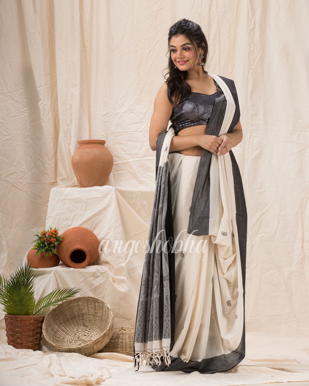 Off White Cotton Tangail Festive Saree angoshobha