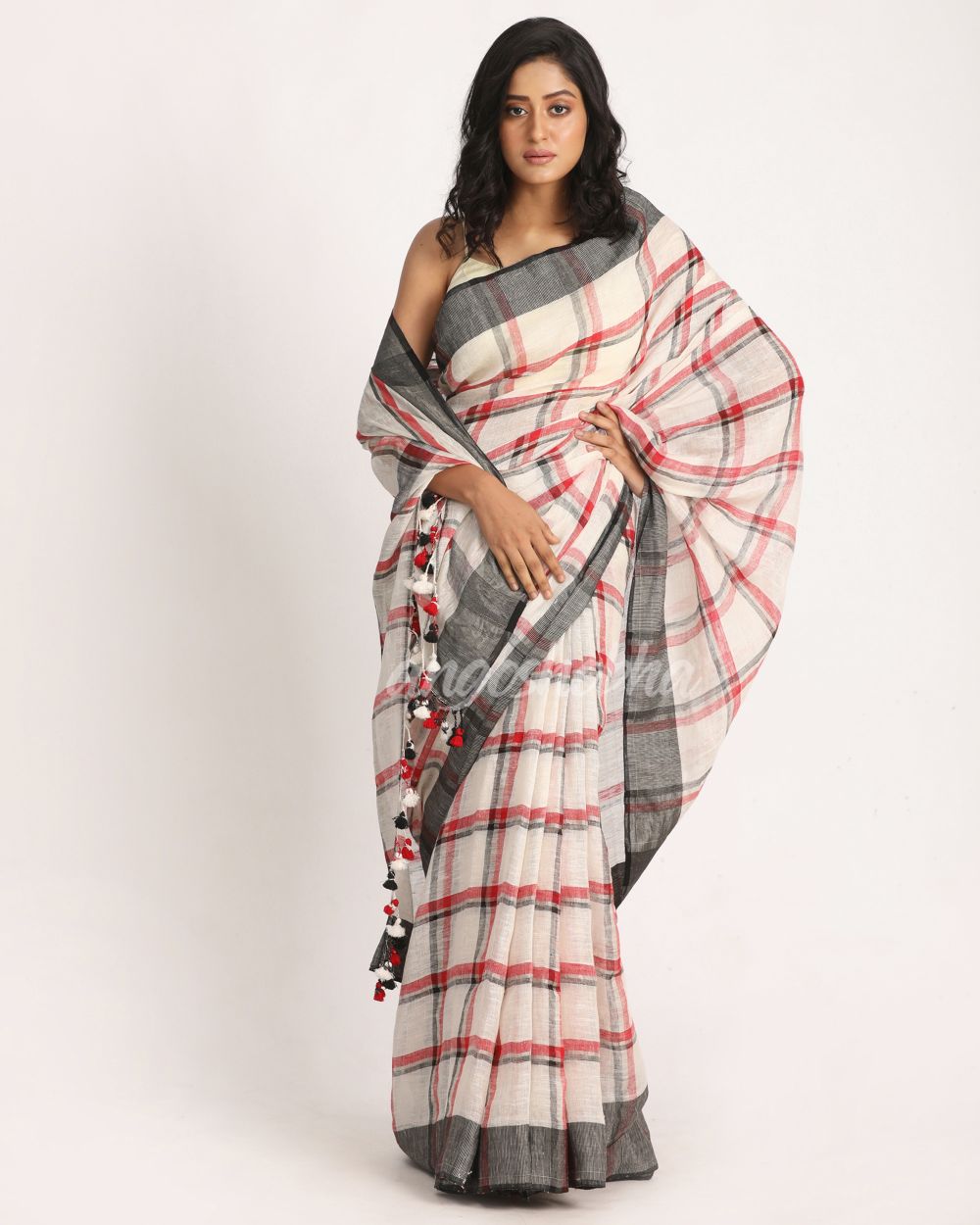 Off White Red Traditional Check Linen Handloom Saree angoshobha