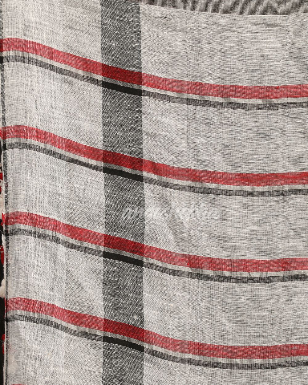 Off White Red Traditional Check Linen Handloom Saree angoshobha