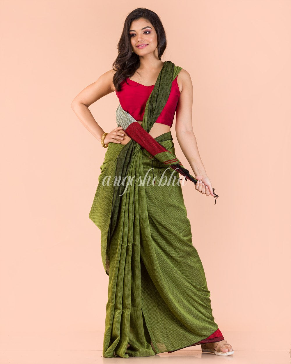 Pea Green Handwoven Cotton Saree angoshobha