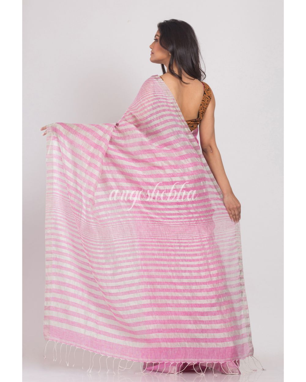 Pink Handwoven Linen Saree angoshobha