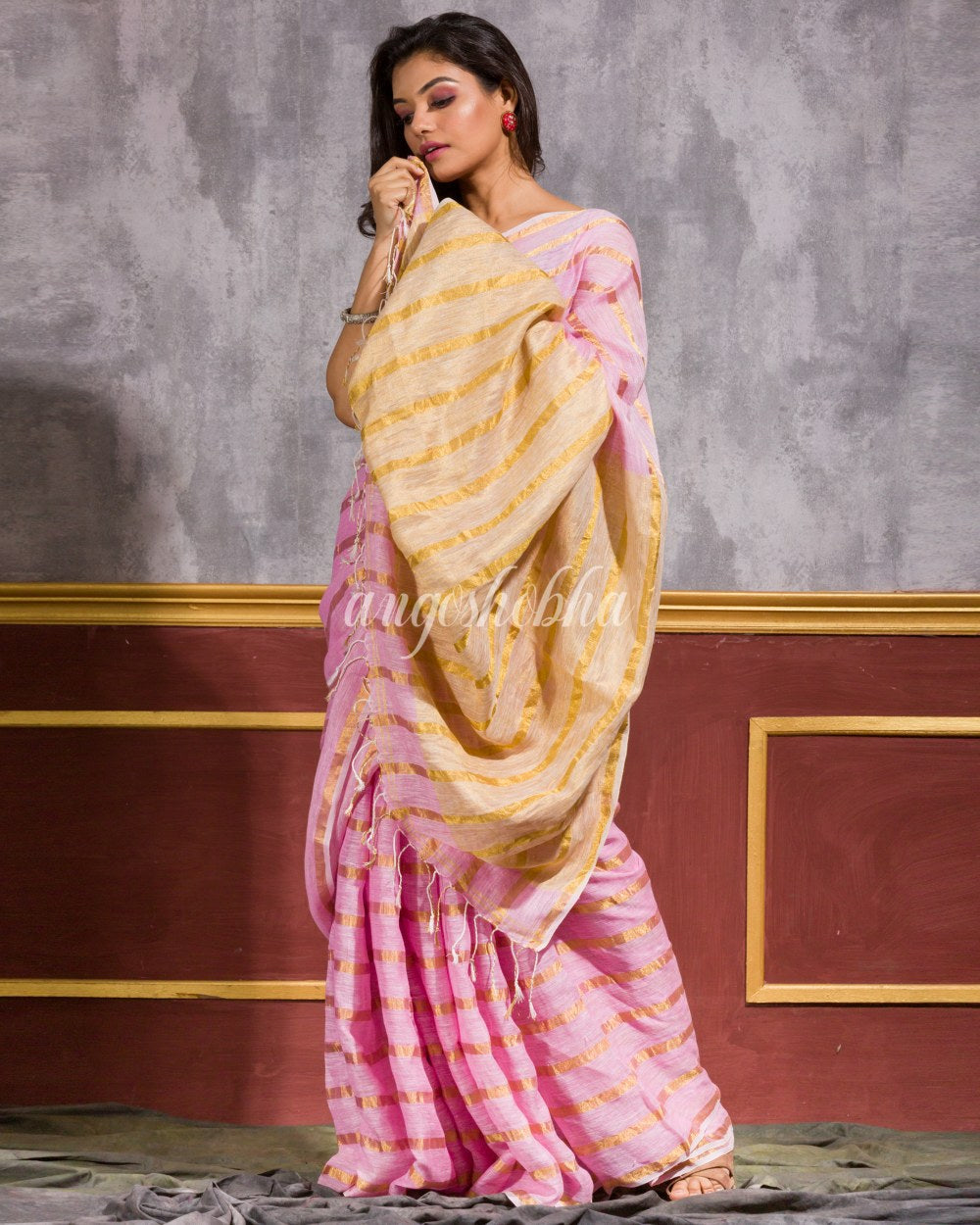 Pink Handwoven Linen Saree angoshobha