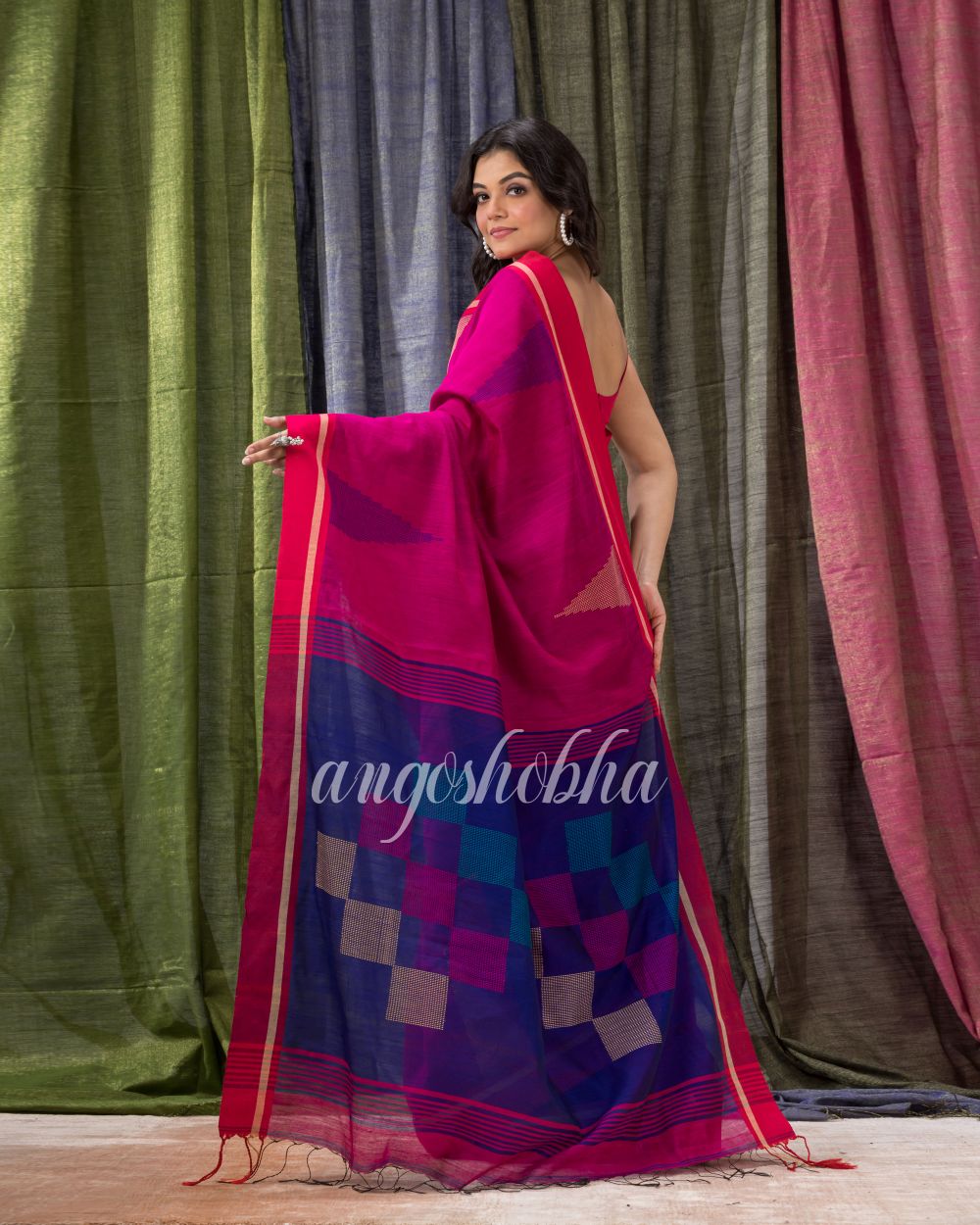 Rani Pink Cotton Blend Temple Border Jamdani Saree angoshobha