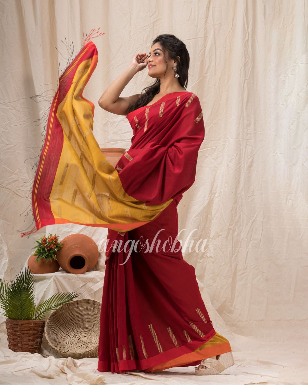 Red Cotton Blend Temple Border Jamdani Saree angoshobha