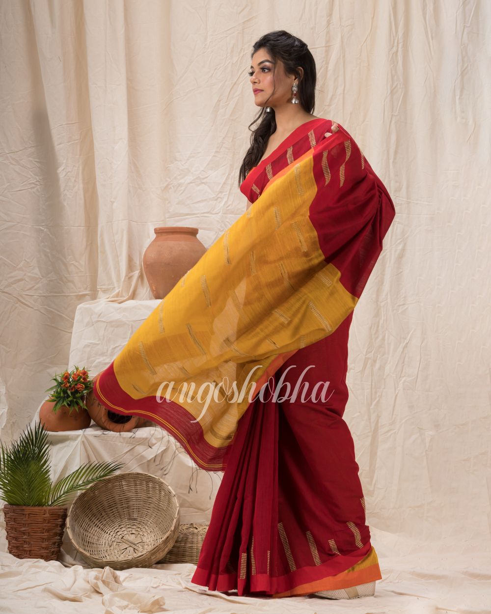 Red Cotton Blend Temple Border Jamdani Saree angoshobha