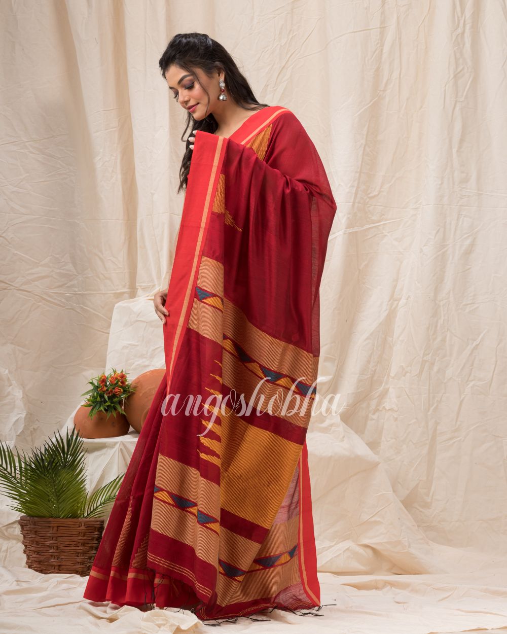 Red Cotton Blend Temple Border Jamdani Saree angoshobha