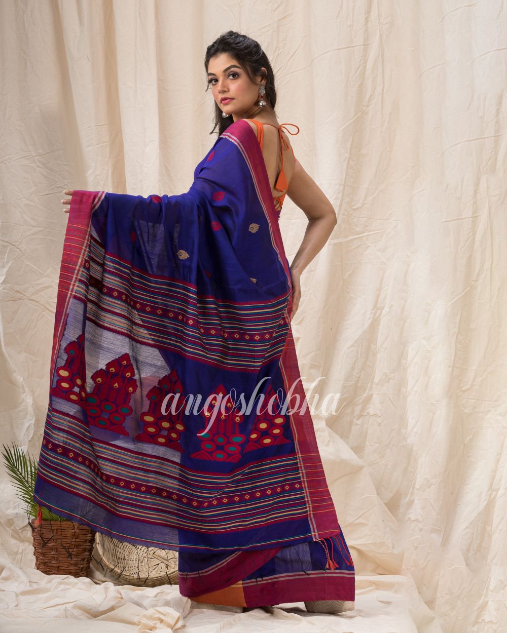 Royel Blue Cotton Blend Traditional Jamdani Saree angoshobha