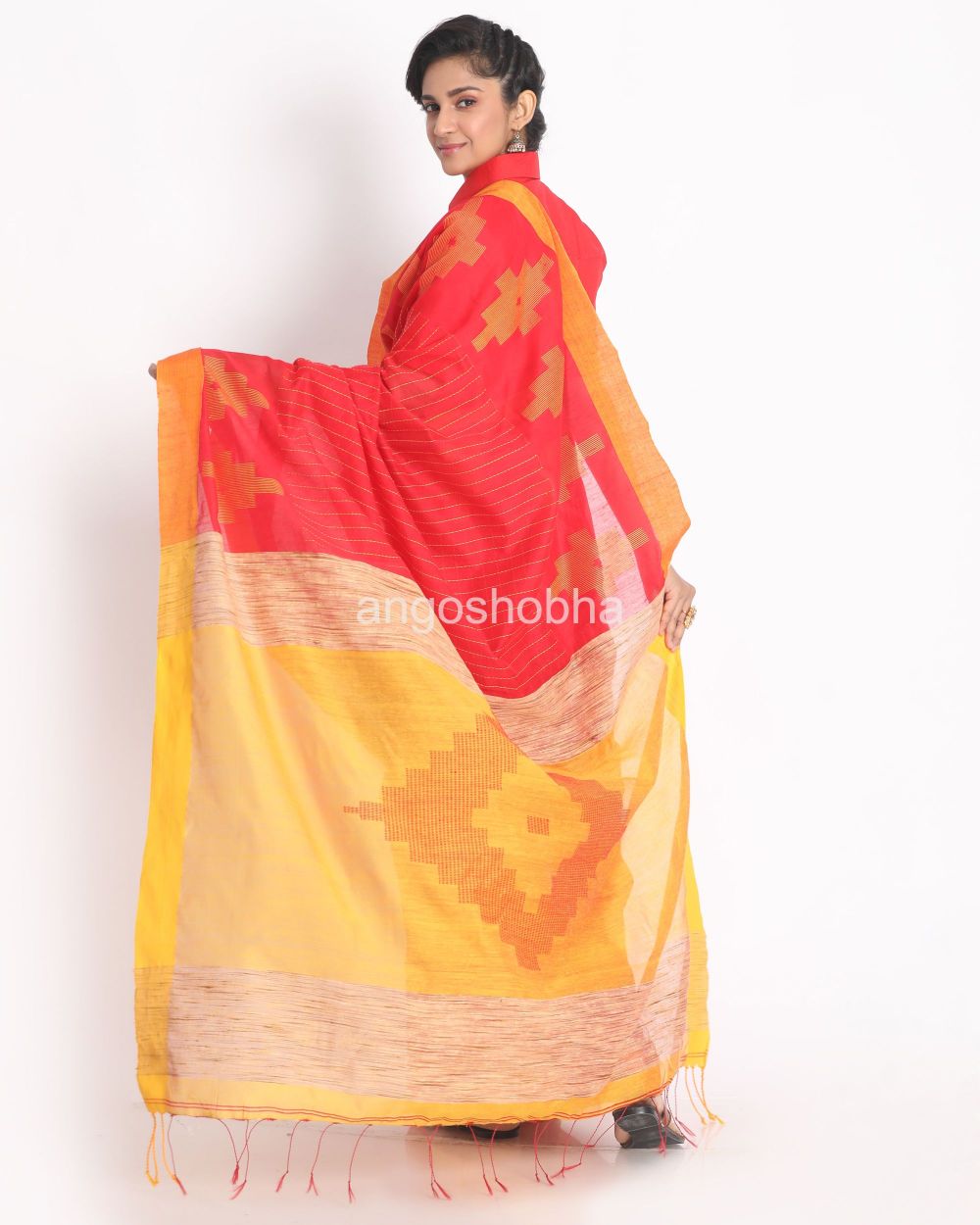 Tamato Red Handloom Cotton Blend Saree angoshobha