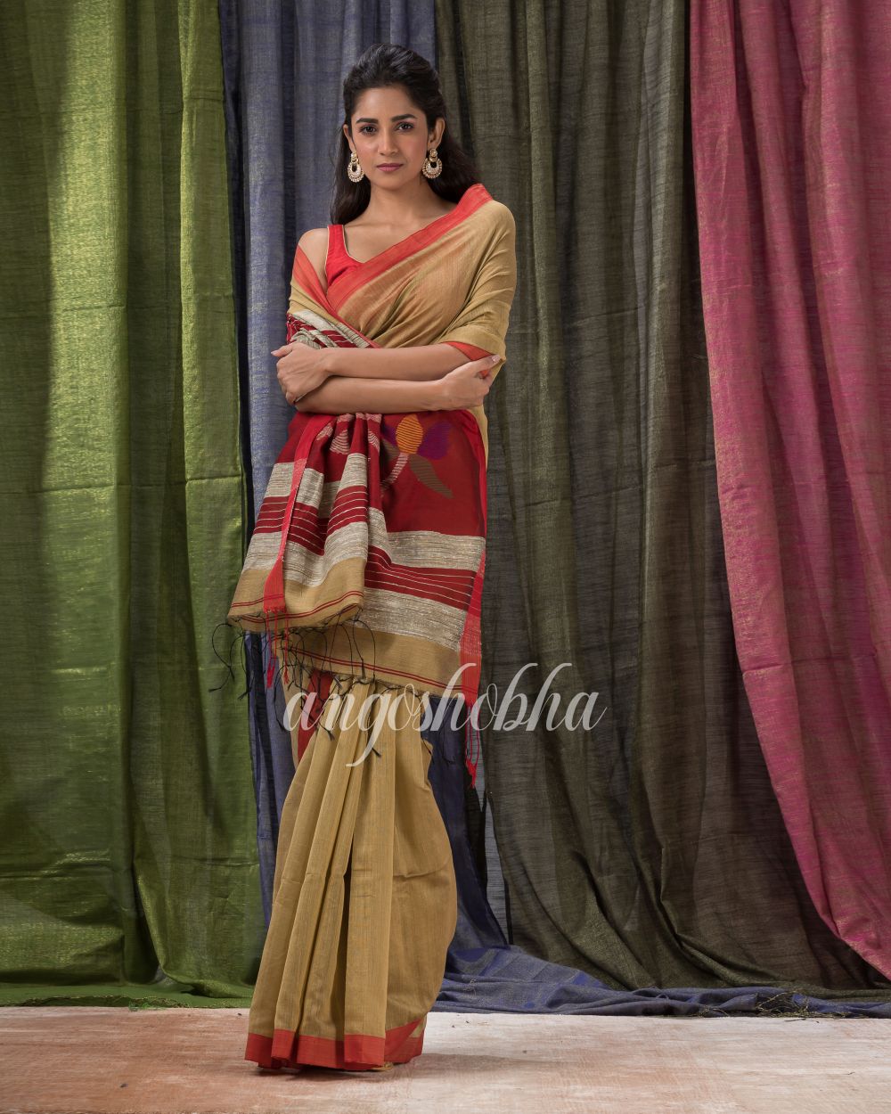 Tan Cotton Blend Traditional Jamdani Saree angoshobha