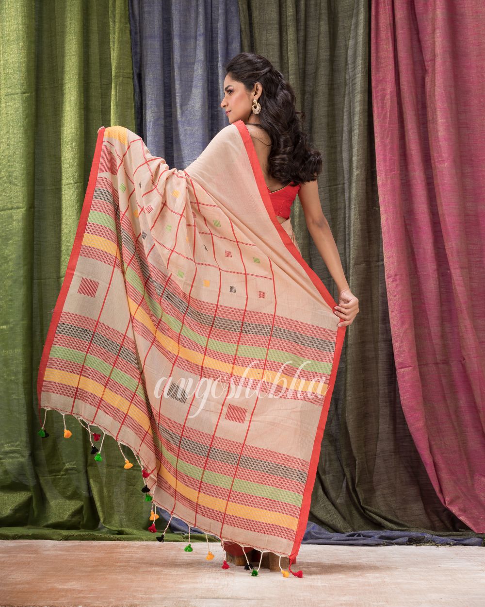 Tan Red Handwoven Cotton Jamdani Saree angoshobha