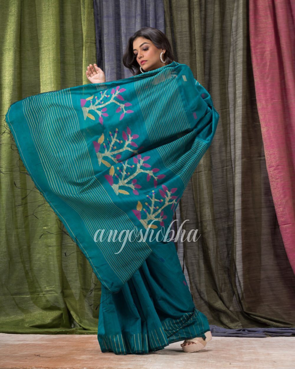 Teal Cotton Blend Traditional Jamdani Saree angoshobha
