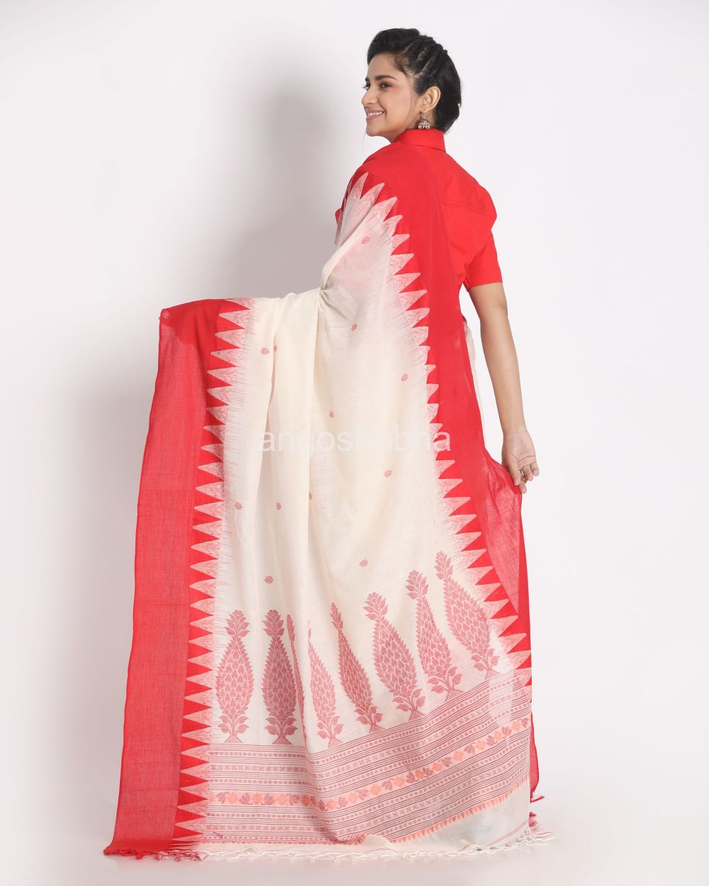 Temple Border White Cotton Tangail Saree angoshobha
