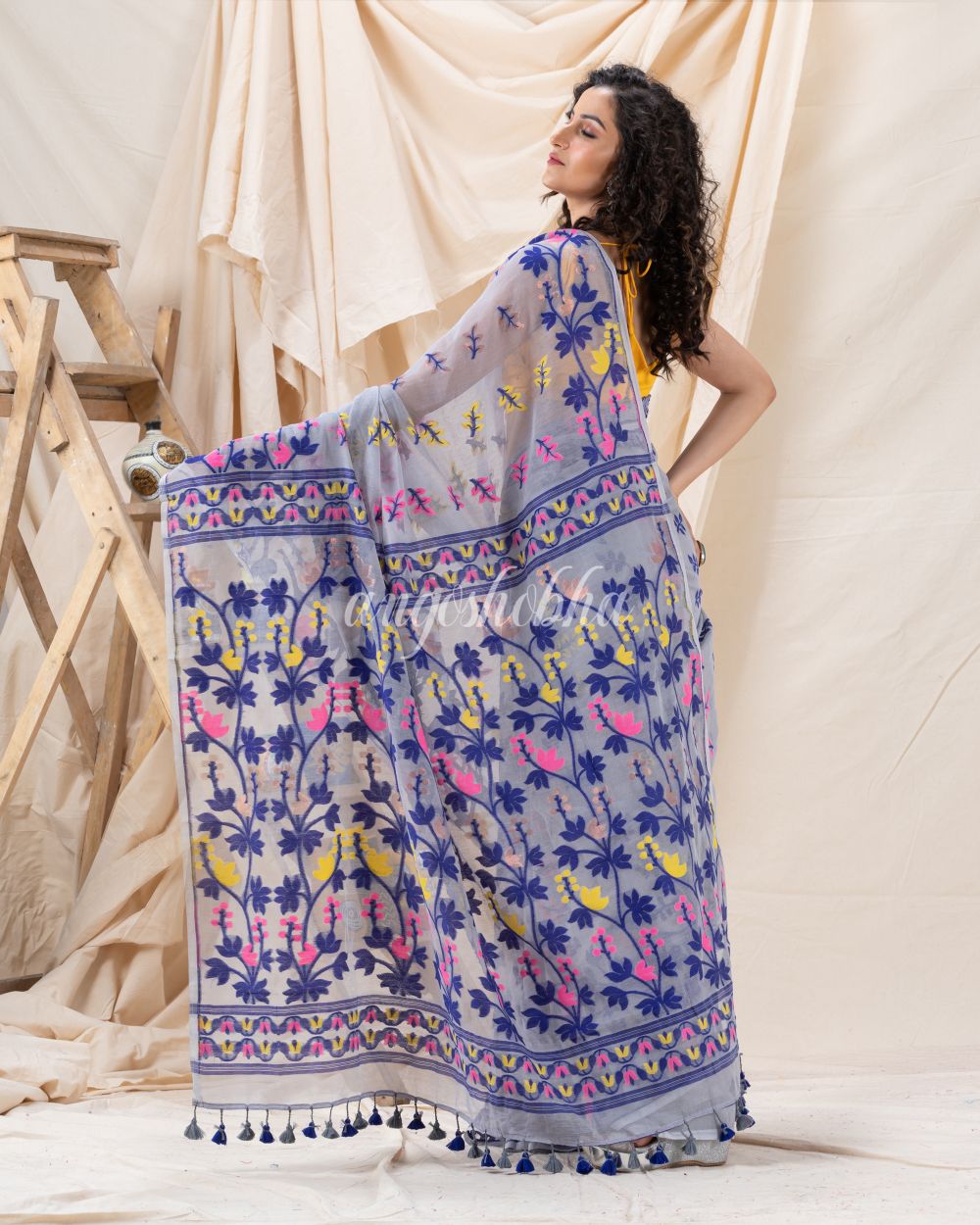 Traditional Ash Soft Dhakai Creeper Jamdani Saree angoshobha