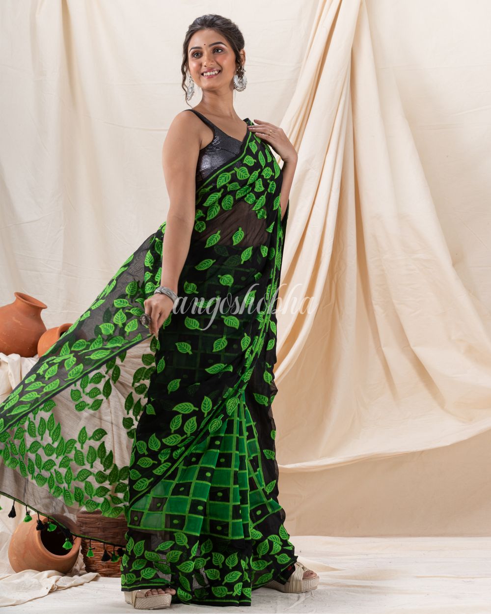 Traditional Black Green Leaf Soft Dhakai Jamdani Saree angoshobha