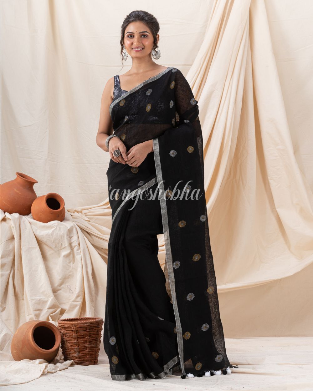 Traditional Black Linen Jamdani Saree angoshobha