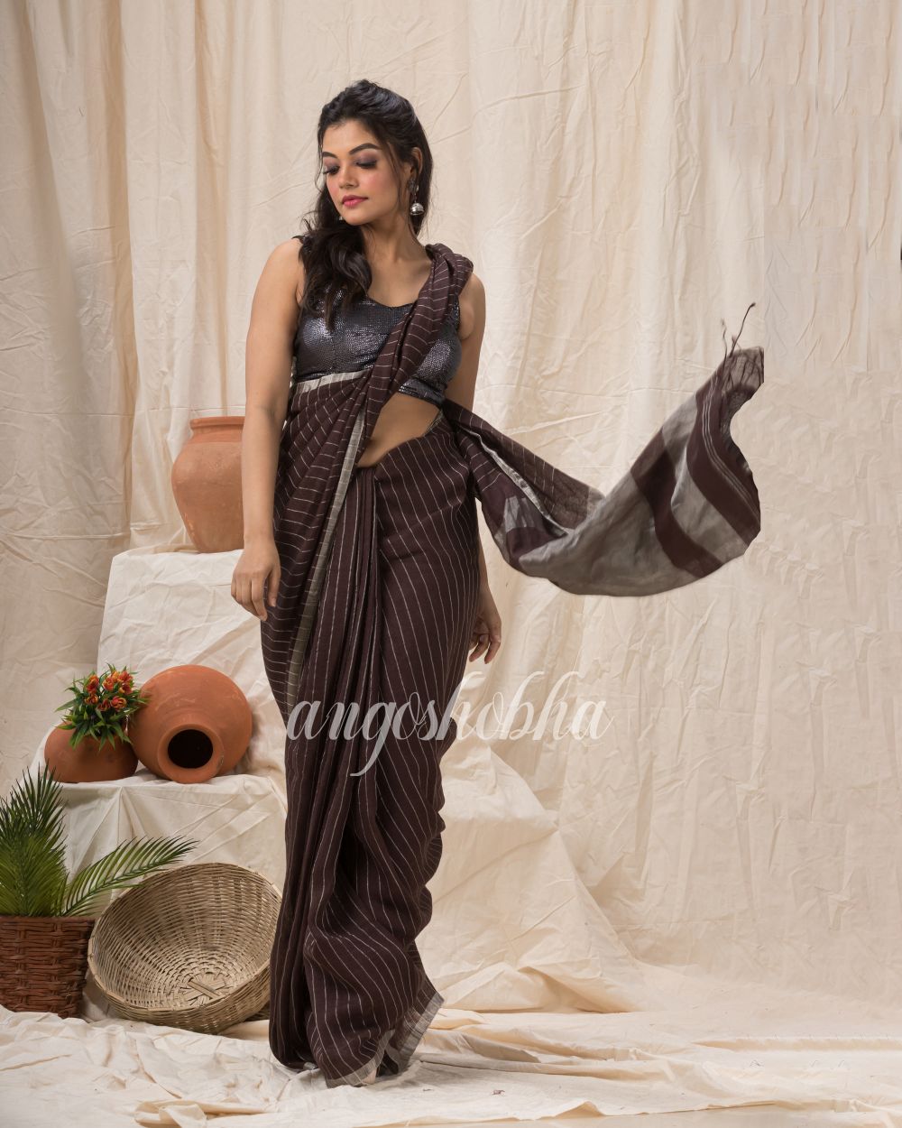 Traditional Dark Brown Linen Jamdani Saree angoshobha
