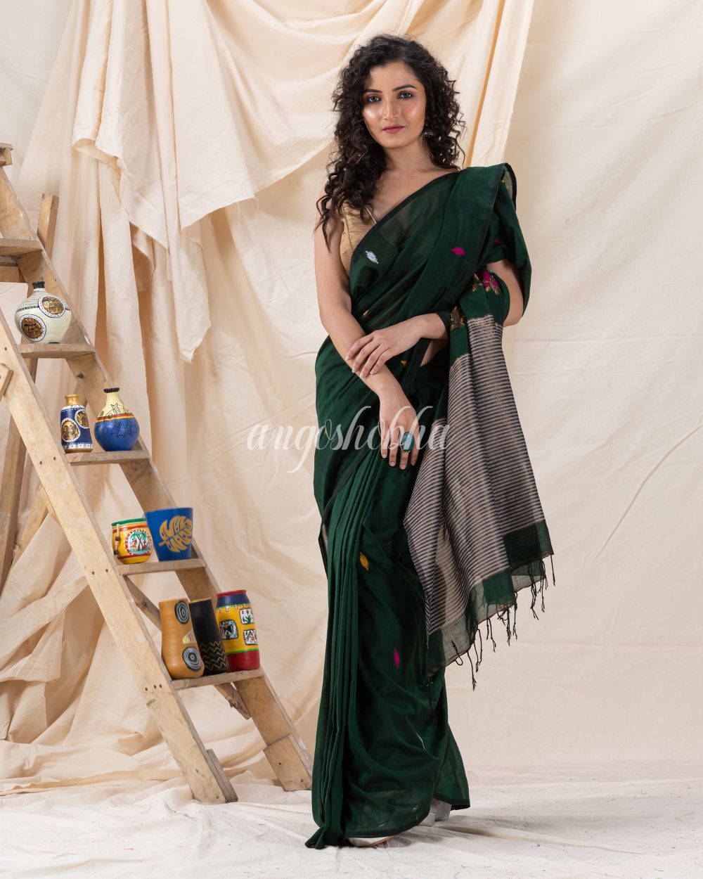 Traditional Dark Green Cotton Soft Jamdani Saree angoshobha