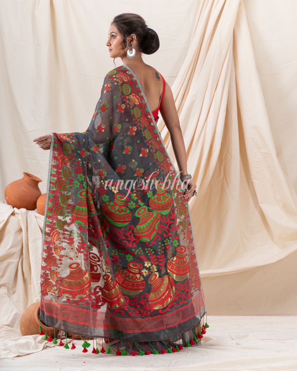Traditional Dark Grey Soft Dhakai Jamdani Saree angoshobha