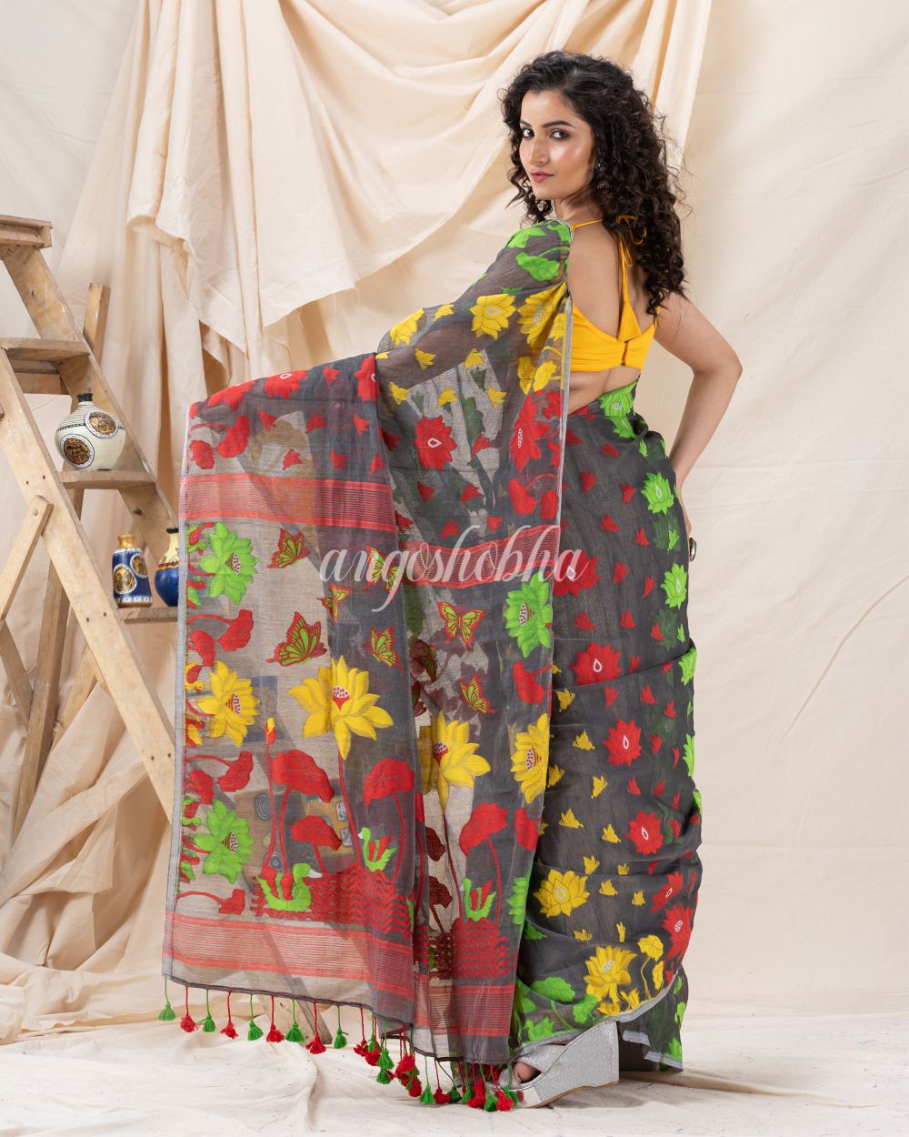 Traditional Deep Gray Soft Dhakai Jamdani Saree angoshobha