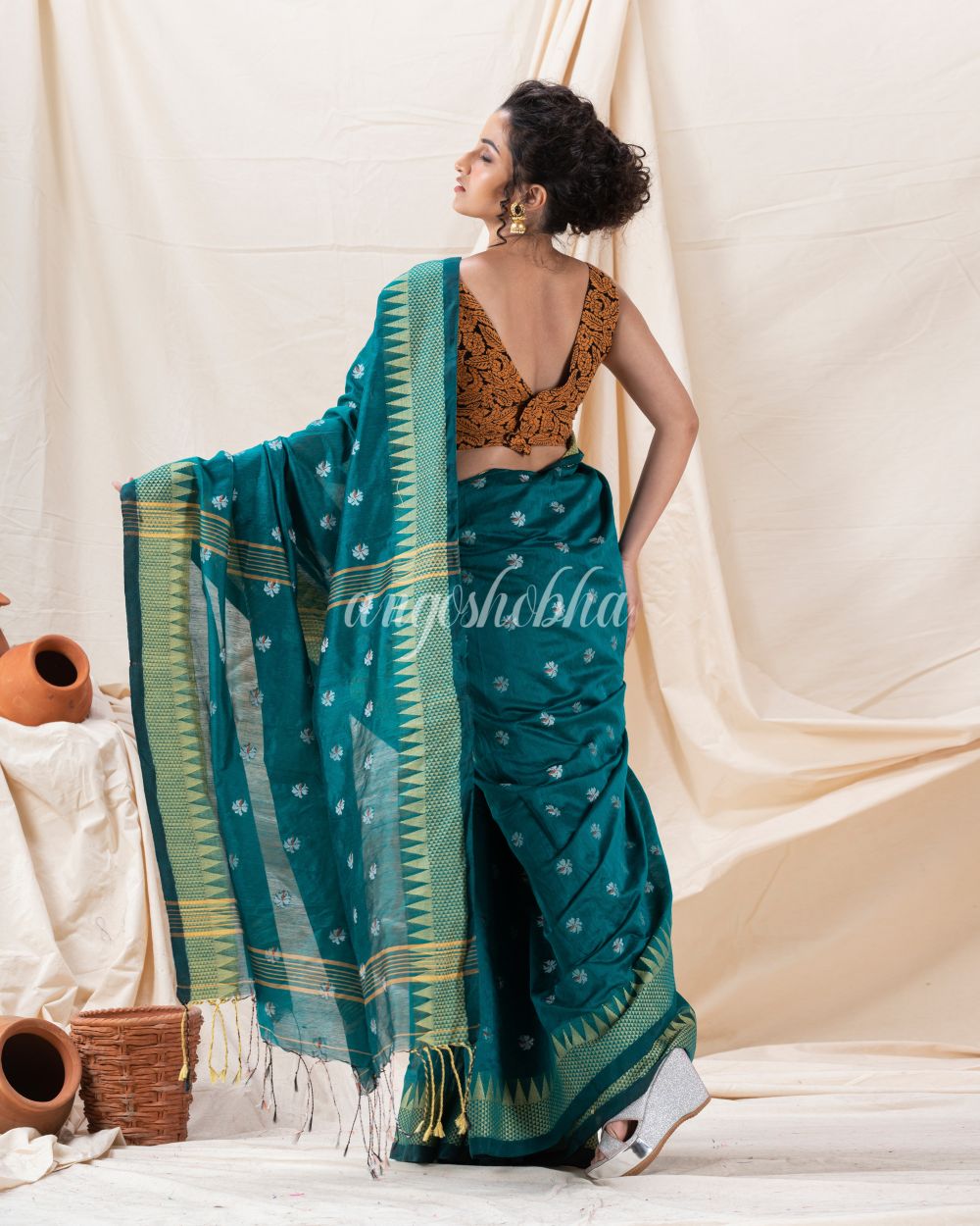 Traditional Deep Teal Cotton Blend Handloom Saree angoshobha