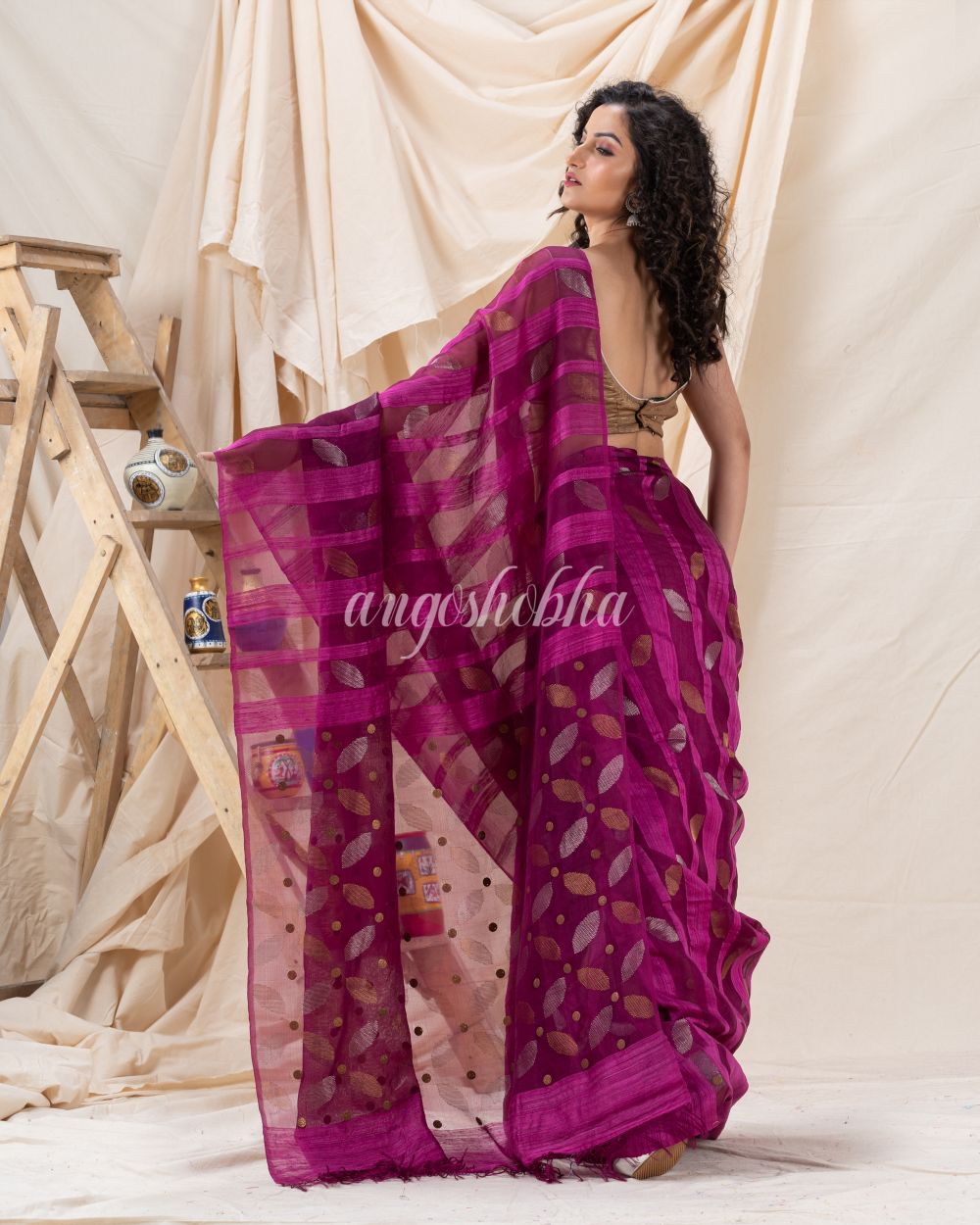 Traditional Fuchsia Soft Matka Silk Jamdani Saree angoshobha