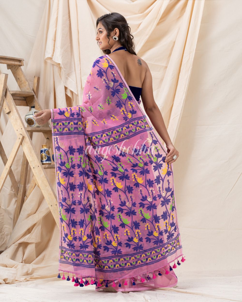 Traditional Light Fuchsia Soft Dhakai Jamdani Saree angoshobha