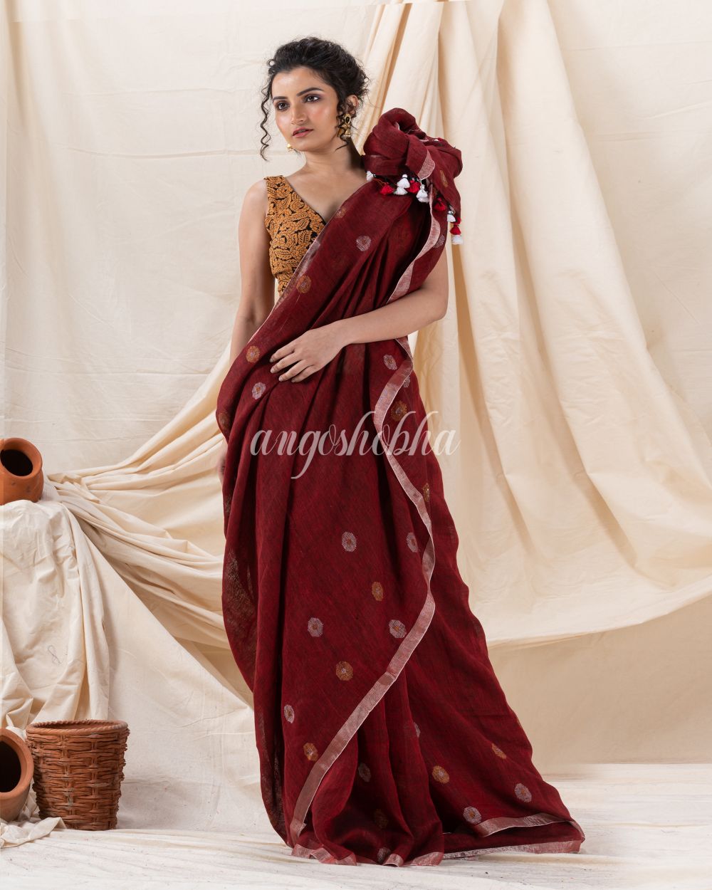 Traditional Maroon Linen Jamdani Saree angoshobha