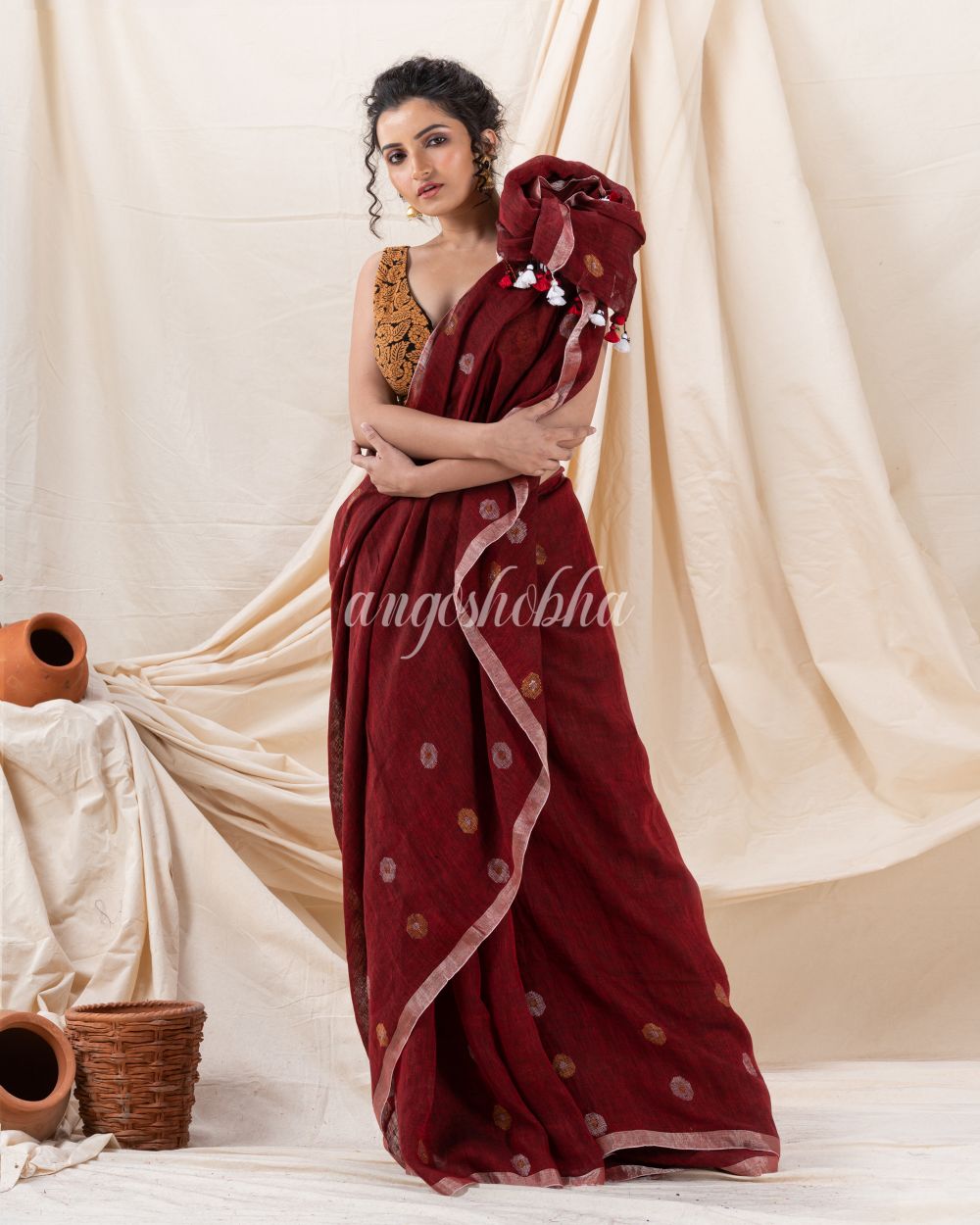 Traditional Maroon Linen Jamdani Saree angoshobha