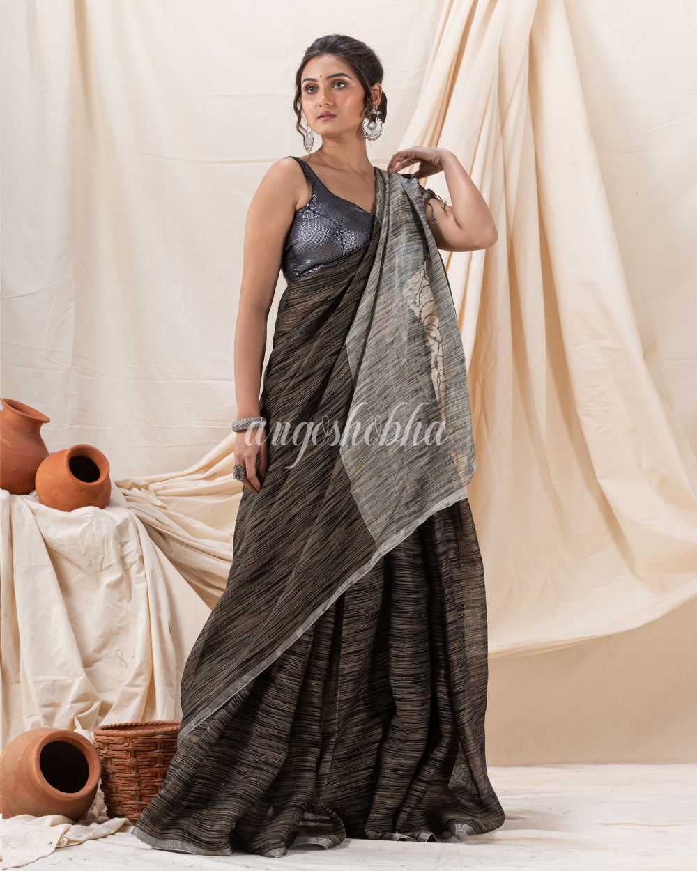 Traditional Multicolour Handloom Linen Saree angoshobha