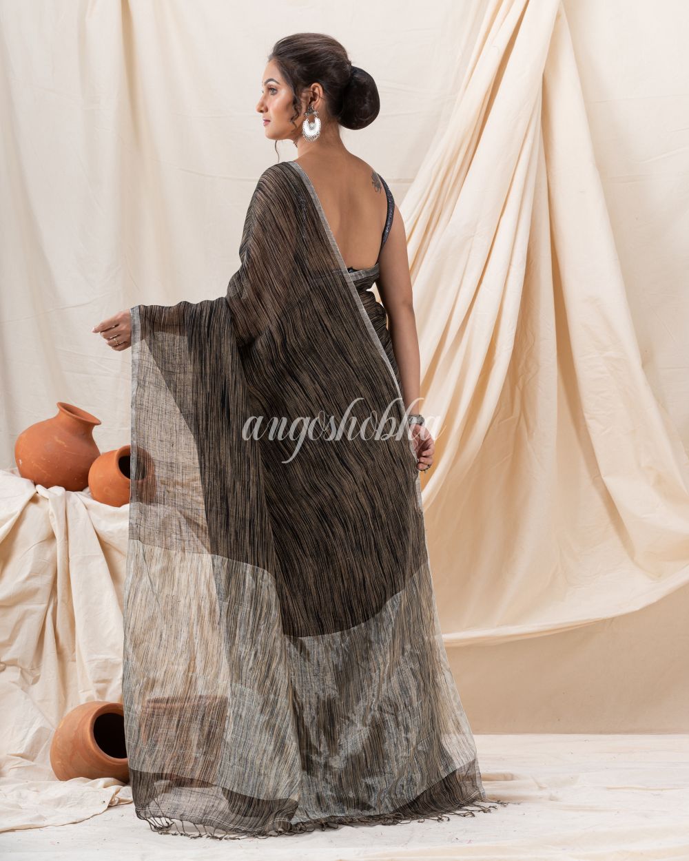 Traditional Multicolour Handloom Linen Saree angoshobha