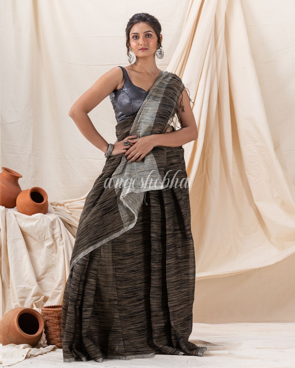 Traditional Multicolour Handloom Linen Saree angoshobha