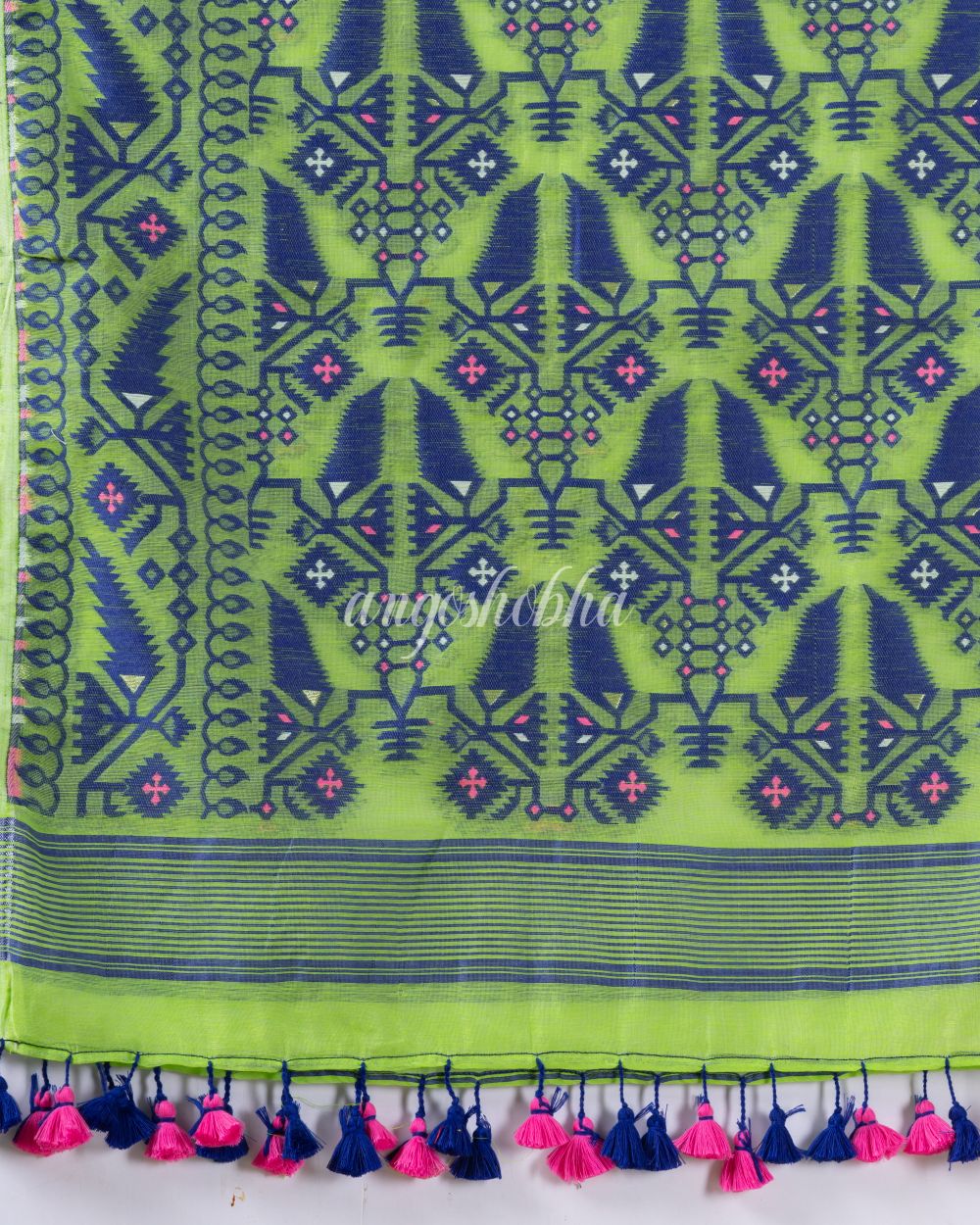 Traditional Parrot Green Soft Dhakai Jamdani Saree angoshobha