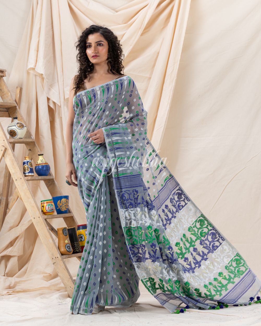Traditional Silver Grey Soft Dhakai Jamdani Saree angoshobha