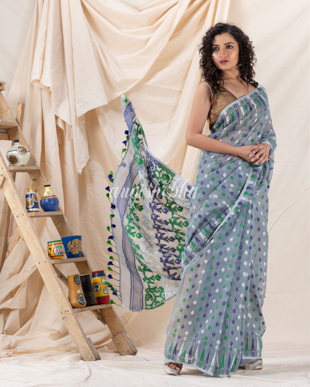 Traditional Silver Grey Soft Dhakai Jamdani Saree angoshobha