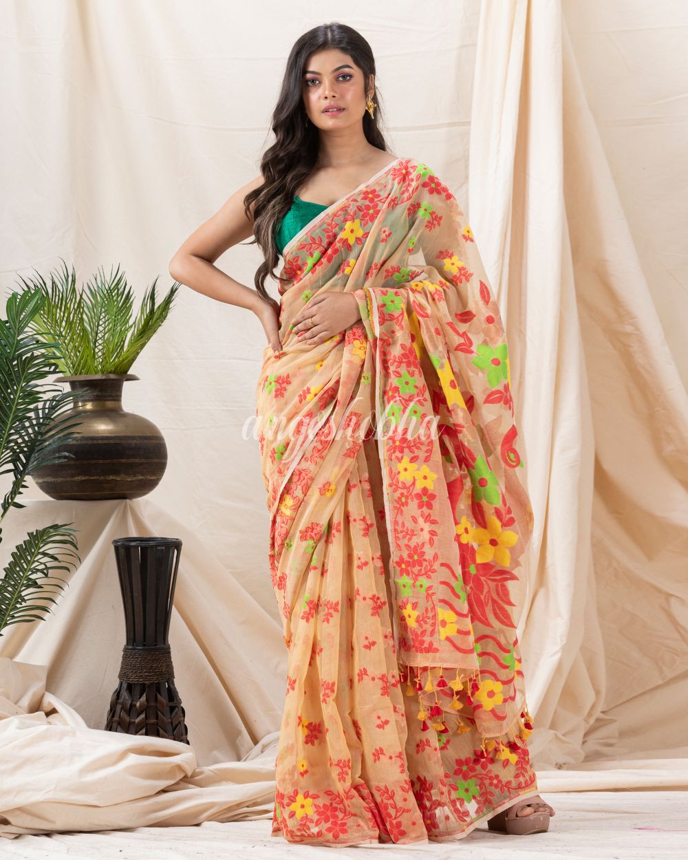 Traditional Tan Cotton Blend Soft Dhakai Jamdani Saree angoshobha