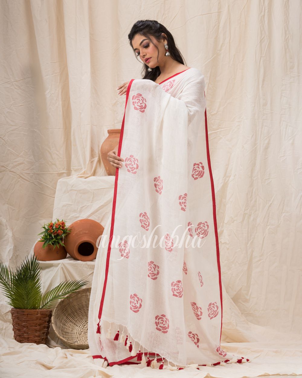 Traditional White Red Linen Jamdani Saree angoshobha