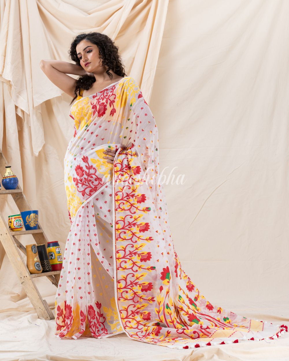 Traditional White Soft Dhakai Creeper Jamdani Saree angoshobha