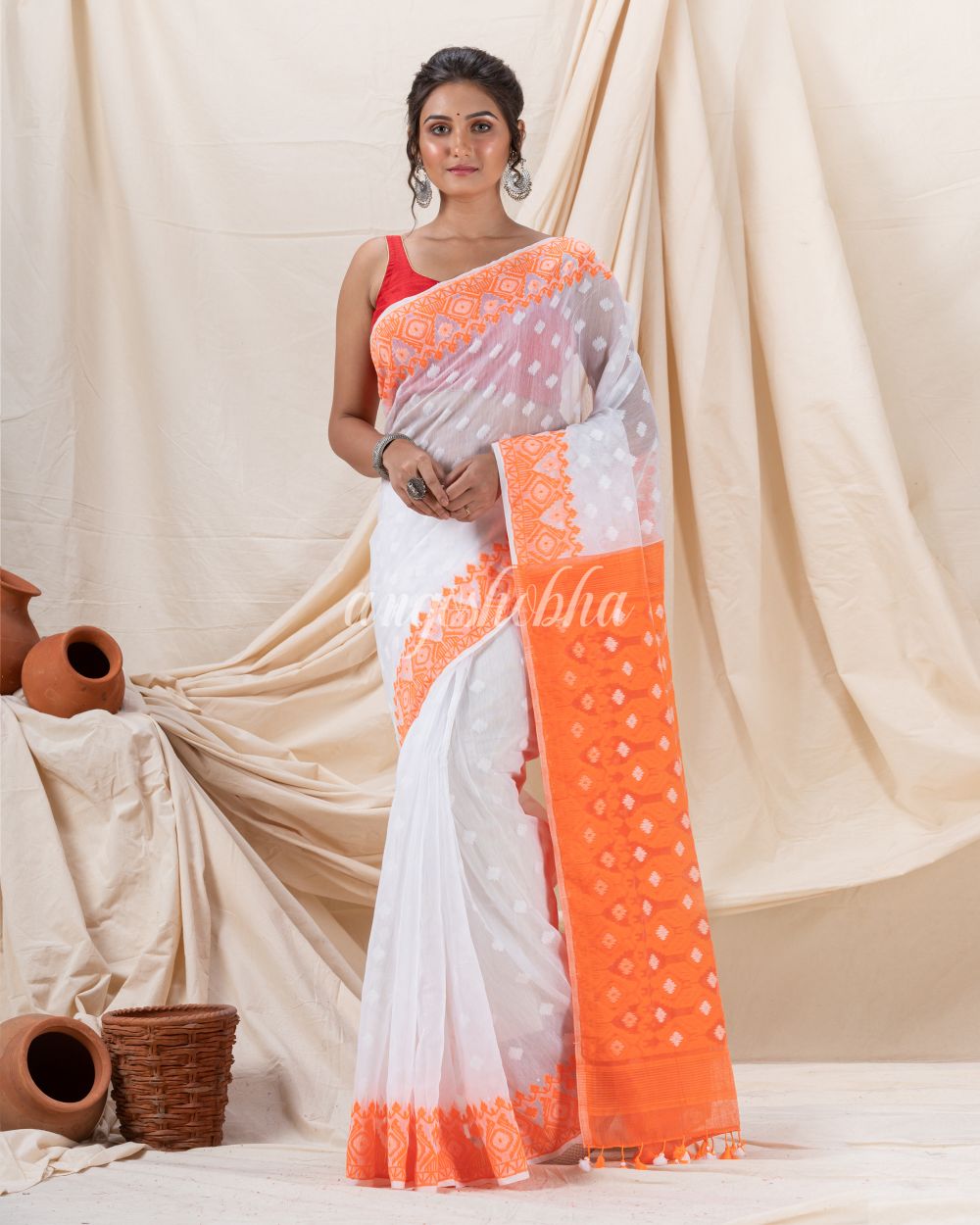 Traditional White Soft Dhakai Jamdani Saree angoshobha