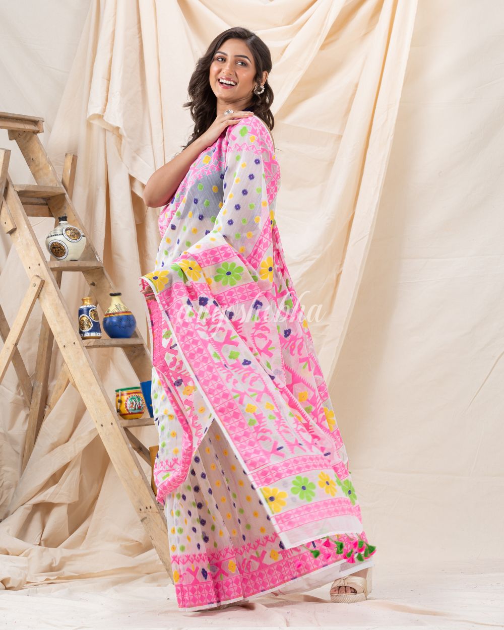 Traditional White Soft Dhakai Jamdani Saree angoshobha