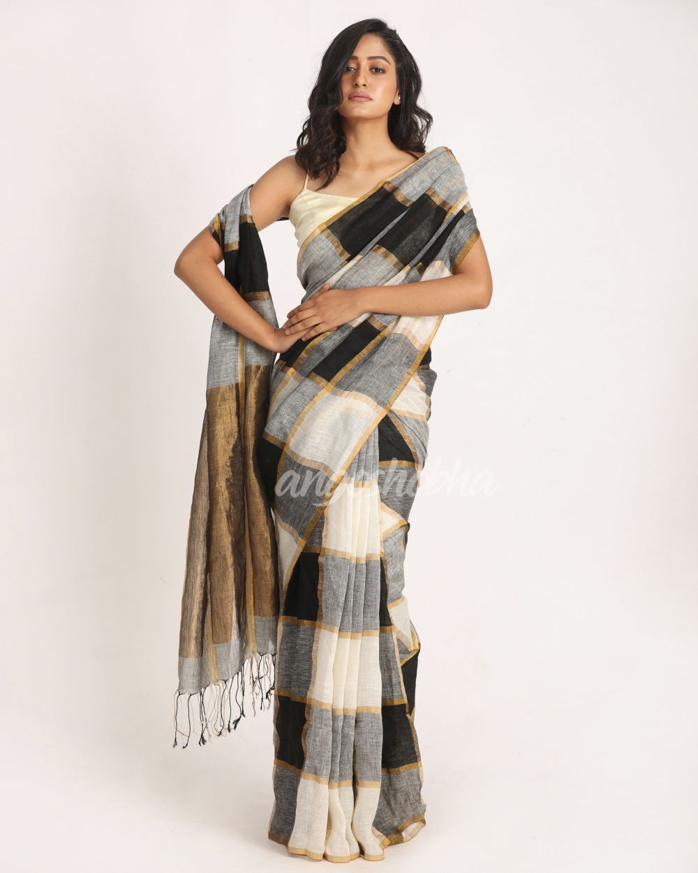 White Black Traditional Check Linen Handloom Saree angoshobha