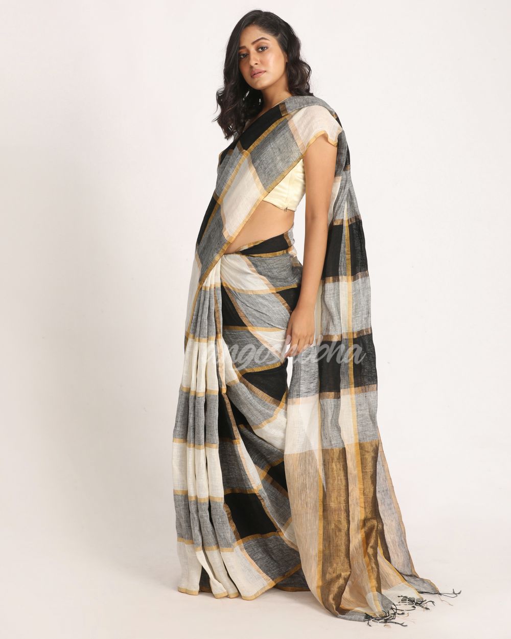 White Black Traditional Check Linen Handloom Saree angoshobha