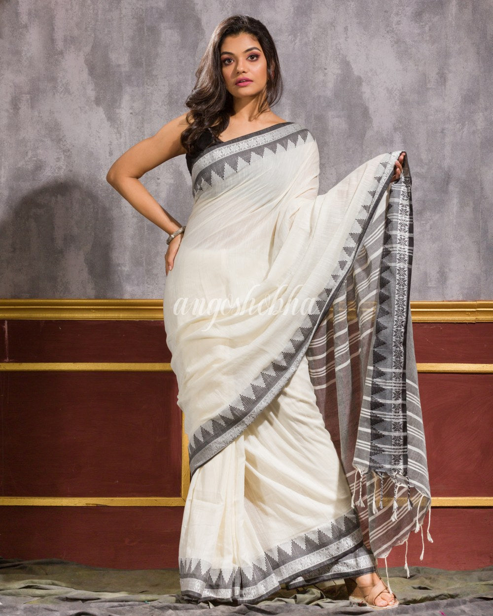 White Cotton Tangail Saree angoshobha