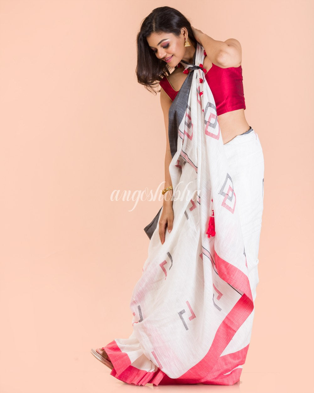 White Jamdani Cotton Saree angoshobha
