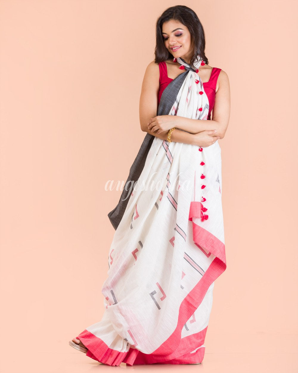 White Jamdani Cotton Saree angoshobha
