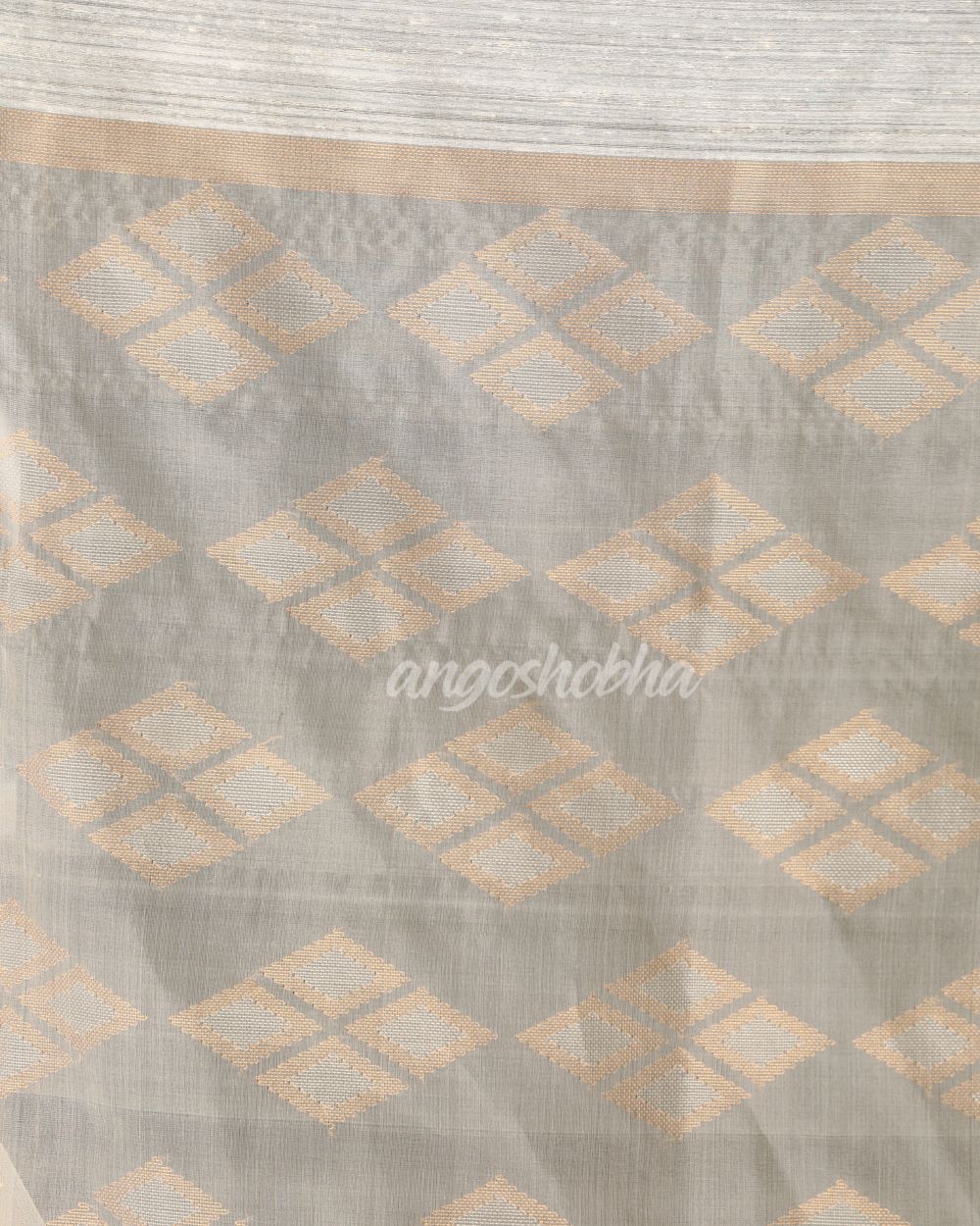 White Matka Silk Handloom Traditional  Sequin Jamdani Saree angoshobha