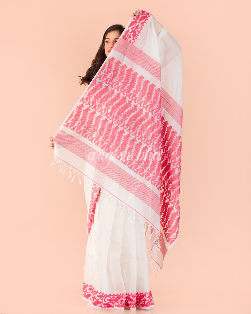 White Silk Dhakai Jamdani Saree angoshobha